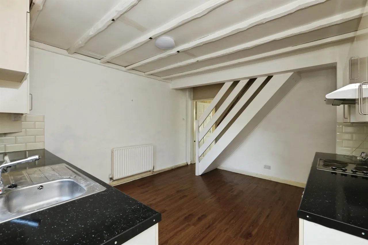 Welbeck Street, Whitwell, S80, photo 4