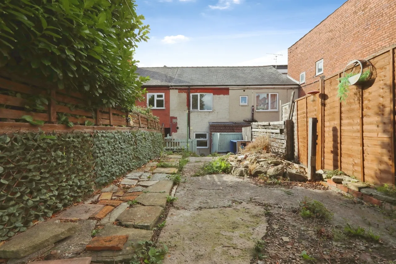 Welbeck Street, Whitwell, S80, photo 5