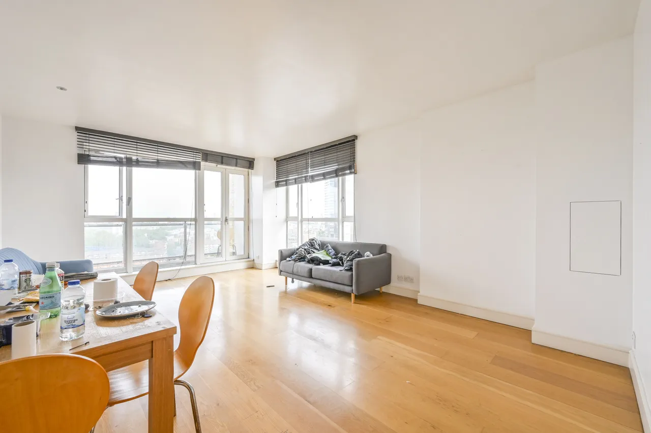 124 Eaton House, 38 Westferry Circus, London, photo 7