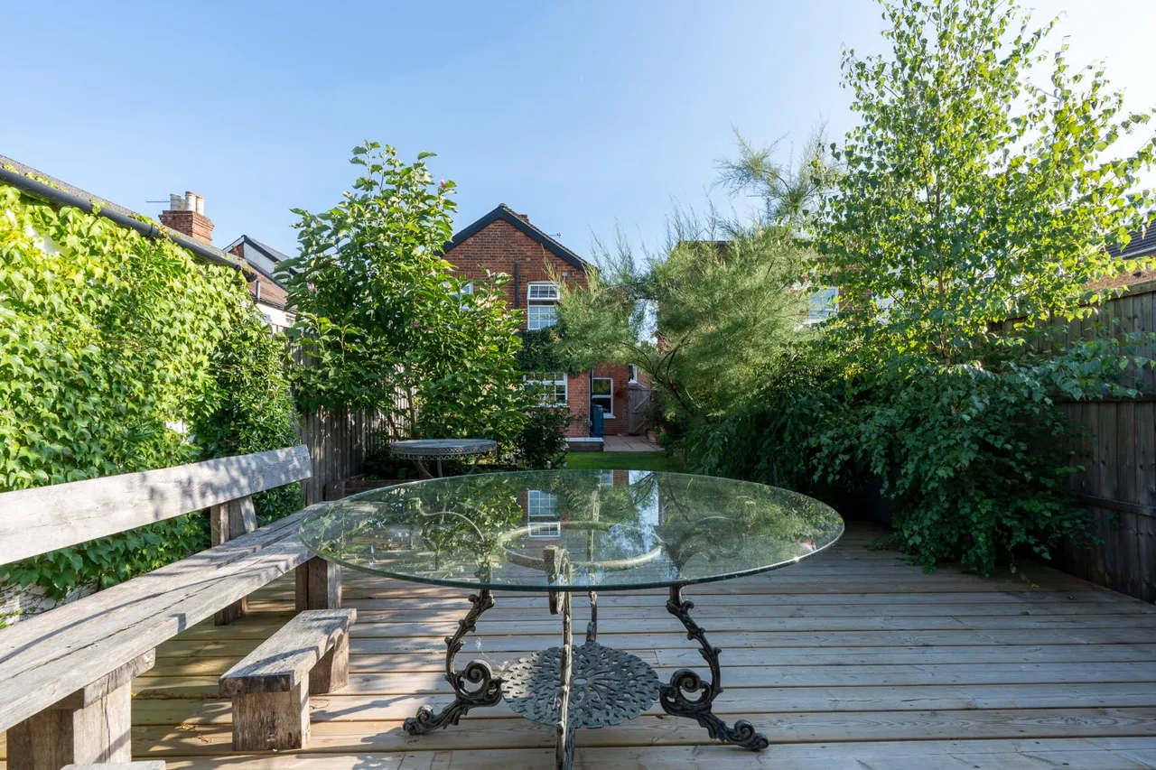 Almond Road, Burnham, SL1, photo 12