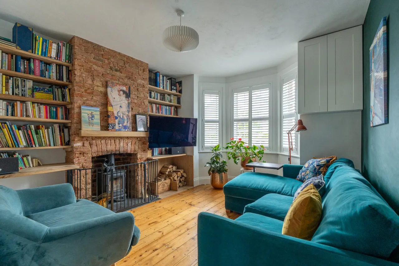 Almond Road, Burnham, SL1, photo 2