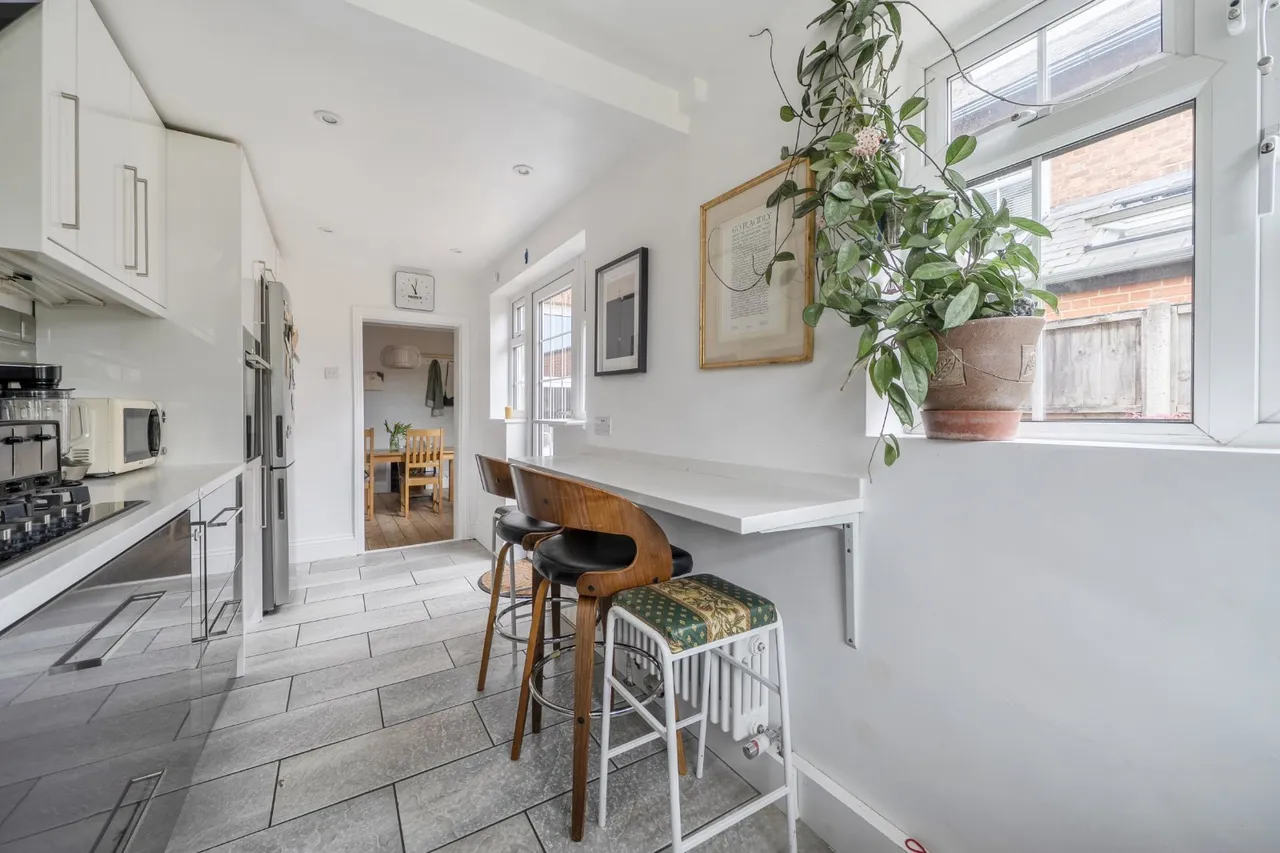 Almond Road, Burnham, SL1, photo 5