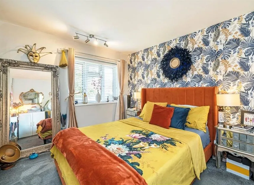 Restons Crescent, Avery Hill, SE9, photo 7