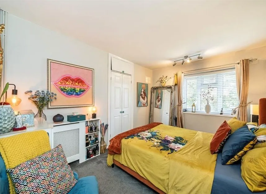 Restons Crescent, Avery Hill, SE9, photo 6