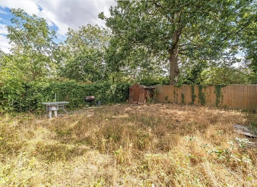 Restons Crescent, Avery Hill, SE9, photo 8