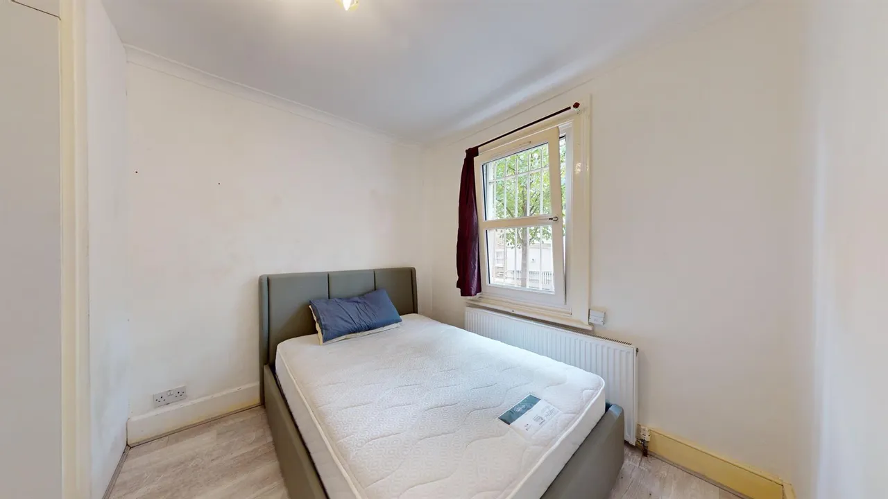 Warwick Road, London, SW5, photo 10