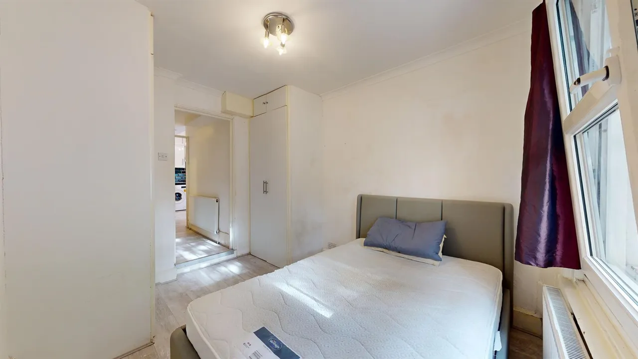 Warwick Road, London, SW5, photo 11