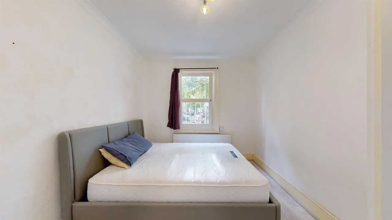 Warwick Road, London, SW5, photo 9