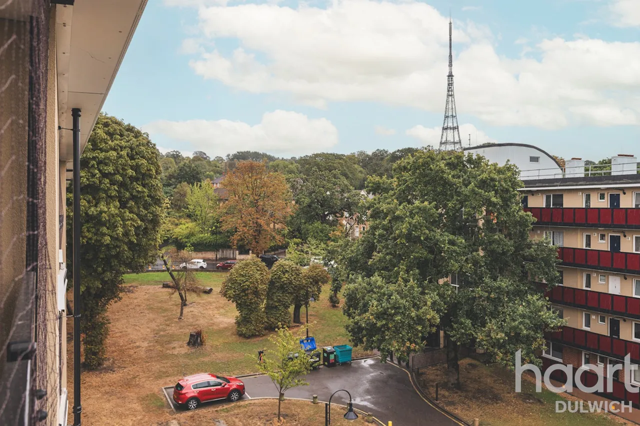 Kingswood Estate, London, SE21, photo 13
