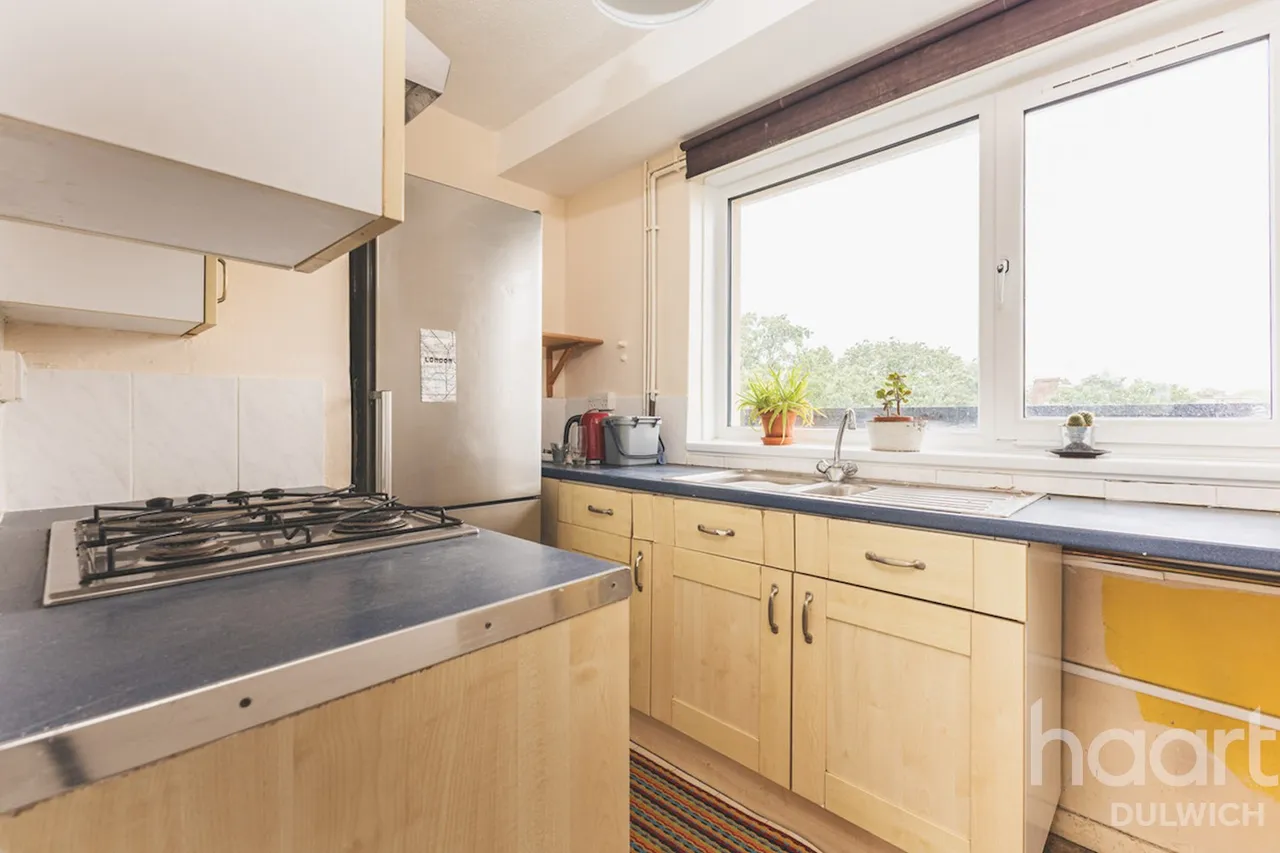 Kingswood Estate, London, SE21, photo 4