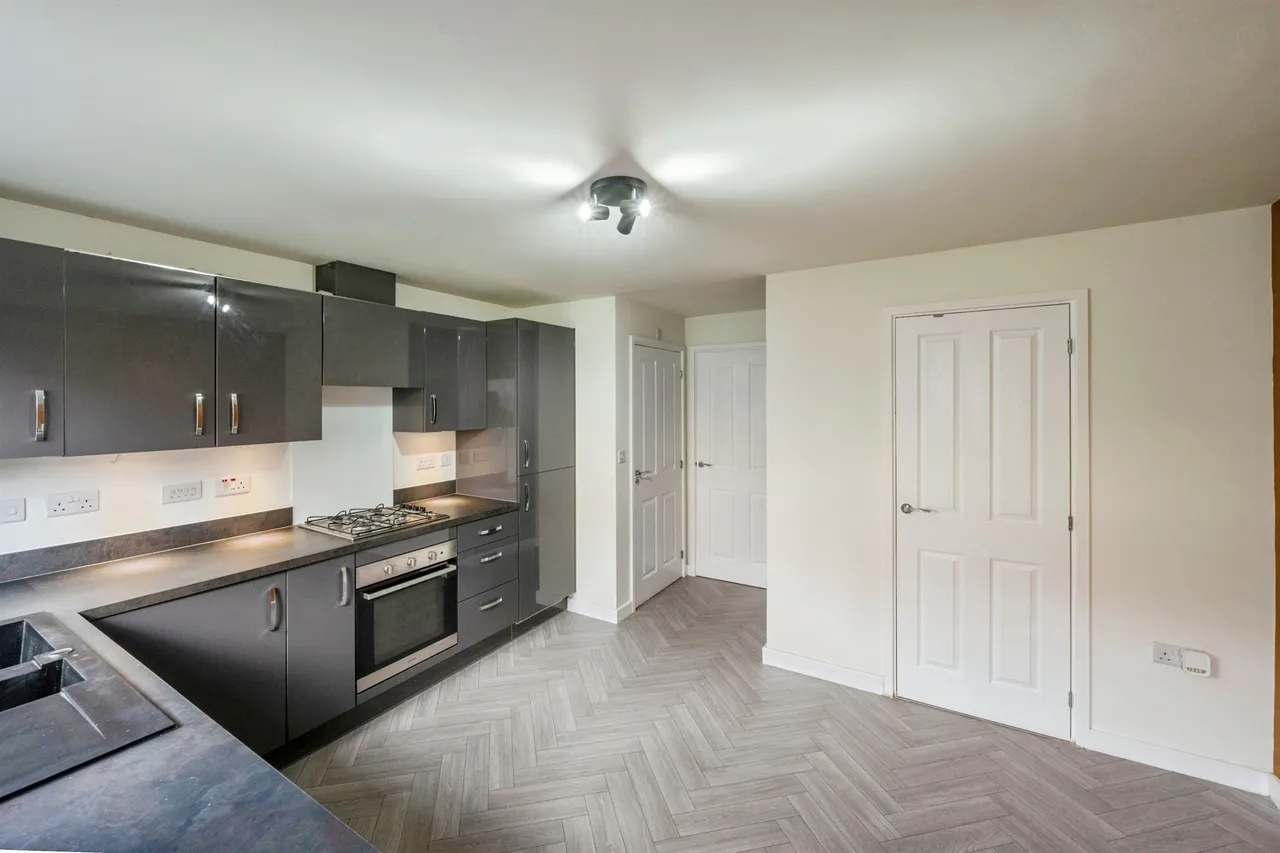 Wisteria Close, Thurnscoe, S63, photo 2