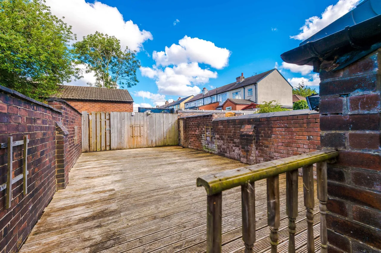 Crow Lane East, Newton-Le-Willows, Newton-Le-Willows, WA12 9UU, photo 16