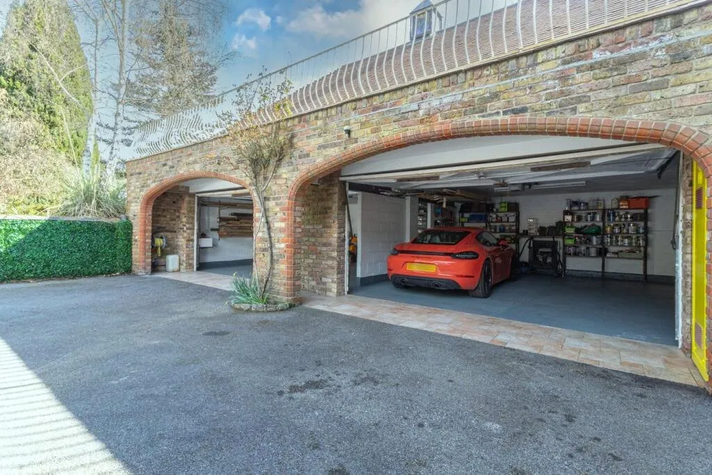Jubilee Road, Finchampstead, Wokingham, Berkshire, RG40, photo 11