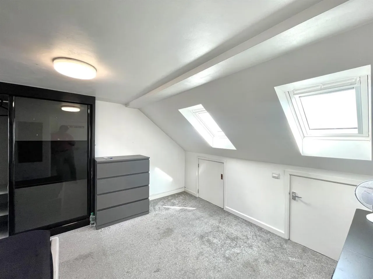 Sutton Road, London, E17, photo 5