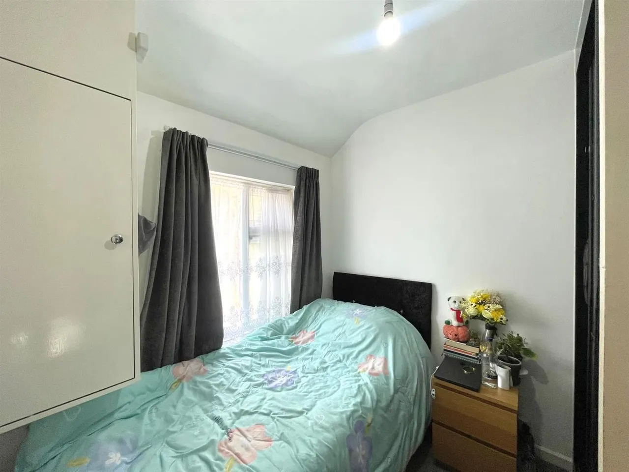 Sutton Road, London, E17, photo 9