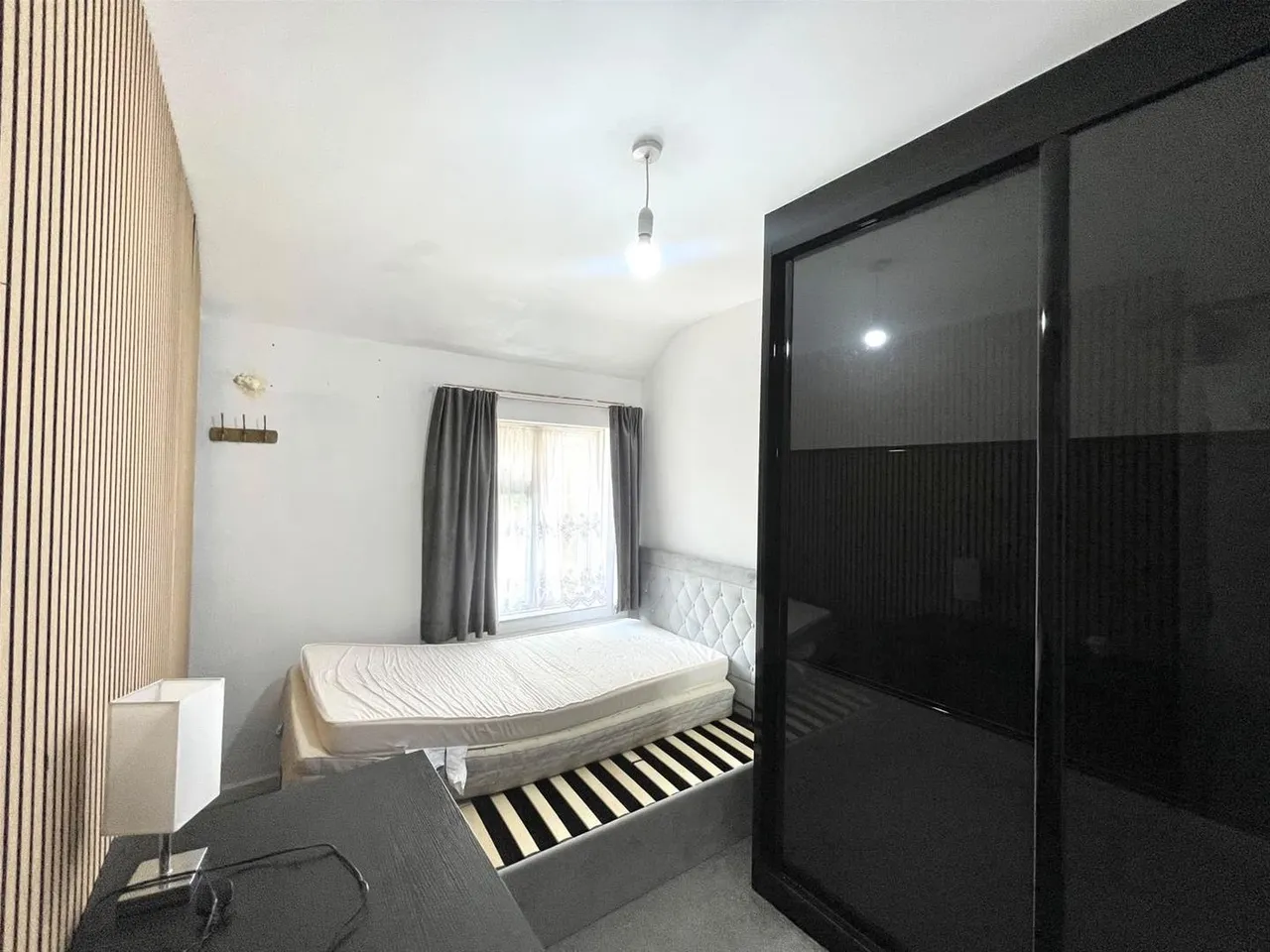 Sutton Road, London, E17, photo 4