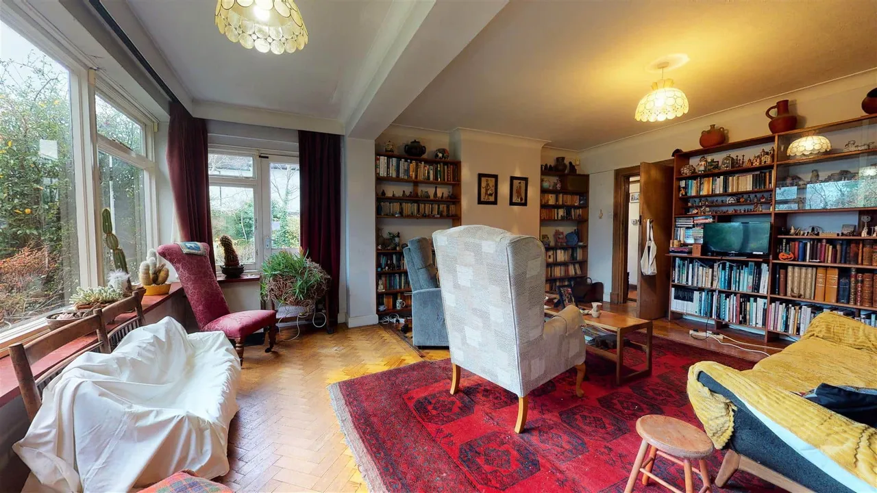 Traps Hill, Loughton, photo 7