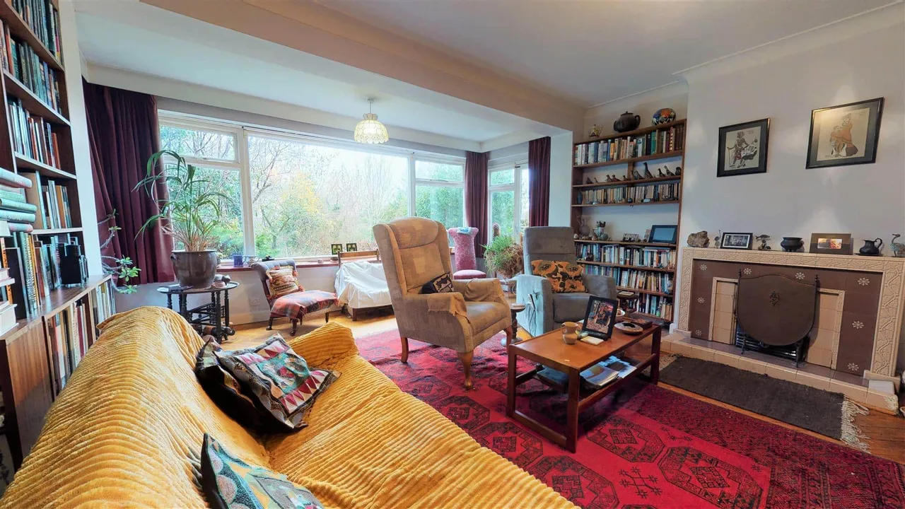 Traps Hill, Loughton, photo 6