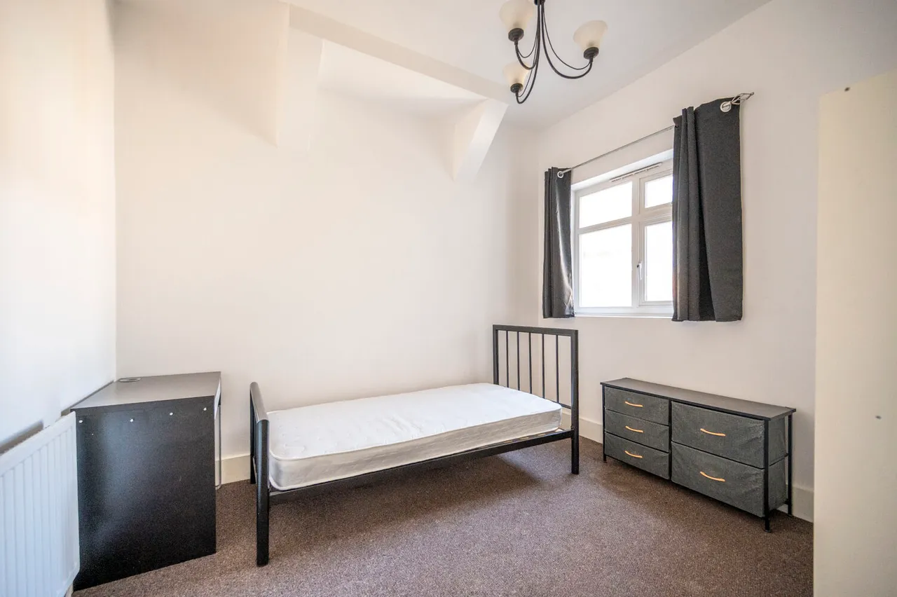 Ground Floor Flat, 99 Keogh Road, London, photo 6