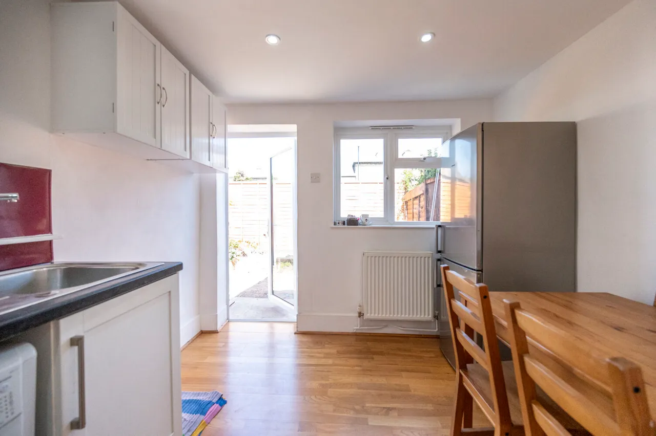 Ground Floor Flat, 99 Keogh Road, London, photo 5