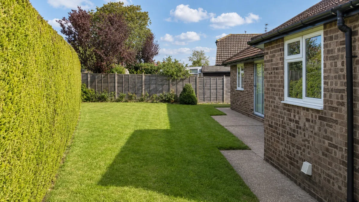 Rosemary Crescent, Essex, Tiptree, CO5 0TA, photo 4