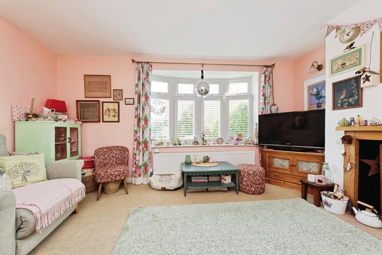 The Street, Adisham, Canterbury, Kent, CT3, photo 2