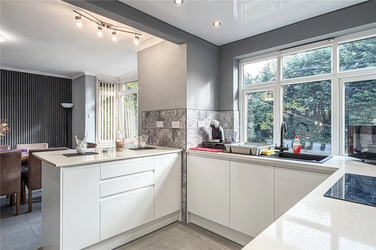 Carill Avenue, Moston, M40, photo 4