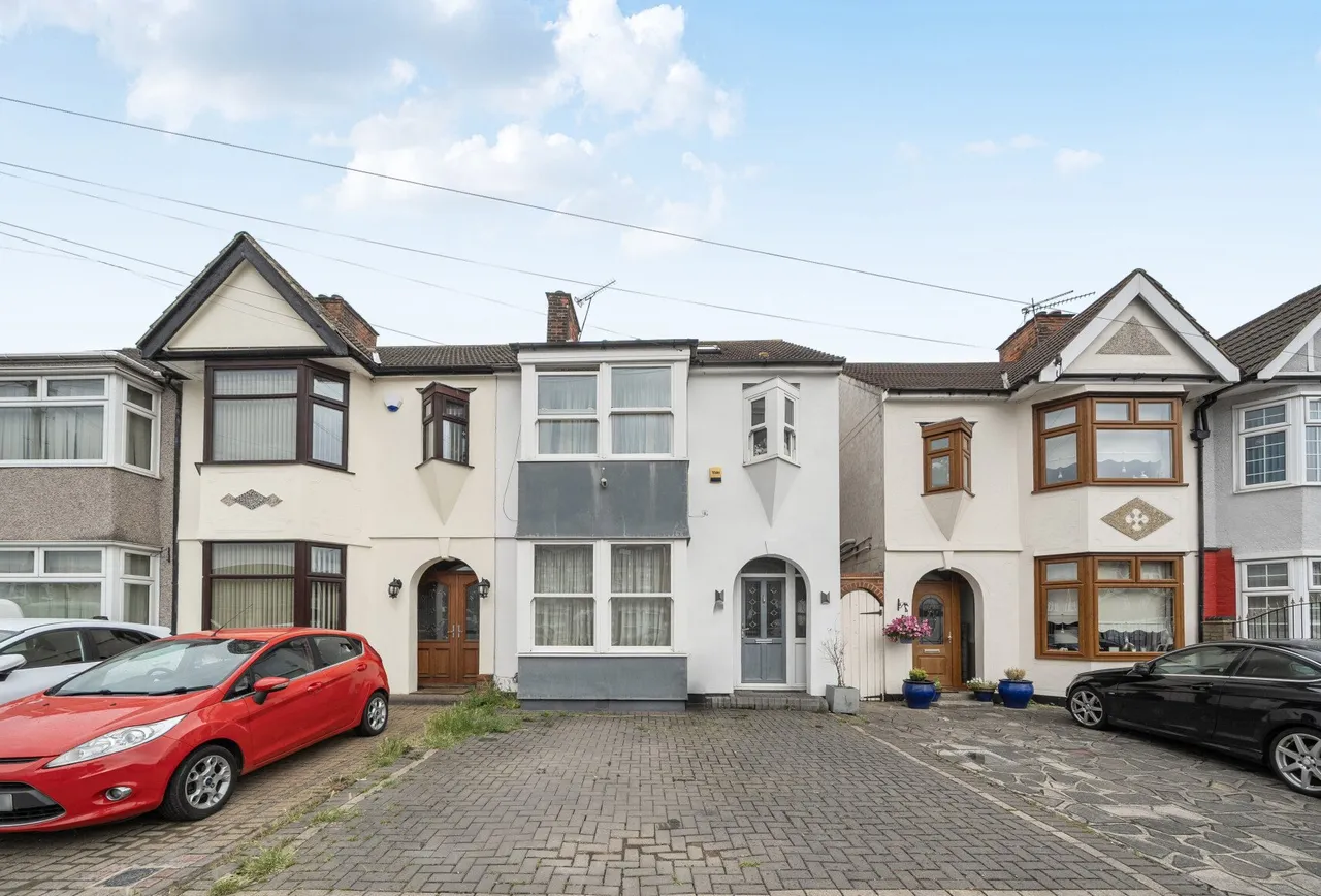Havering Road, Romford, RM1 4QU, photo 5