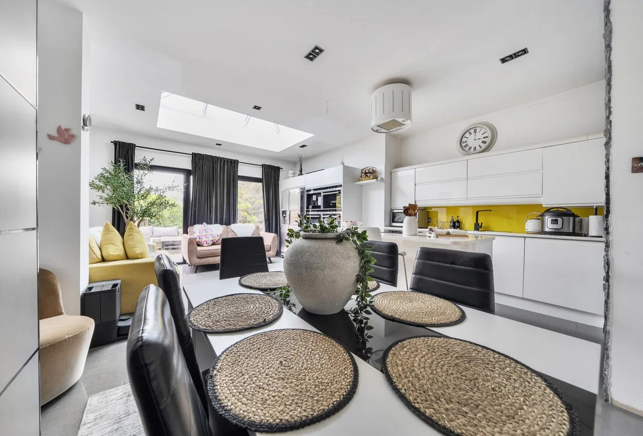 Havering Road, Romford, RM1 4QU, photo 13