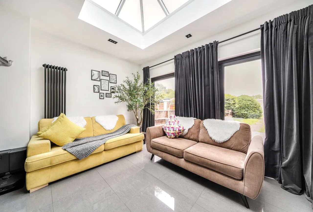 Havering Road, Romford, RM1 4QU, photo 10