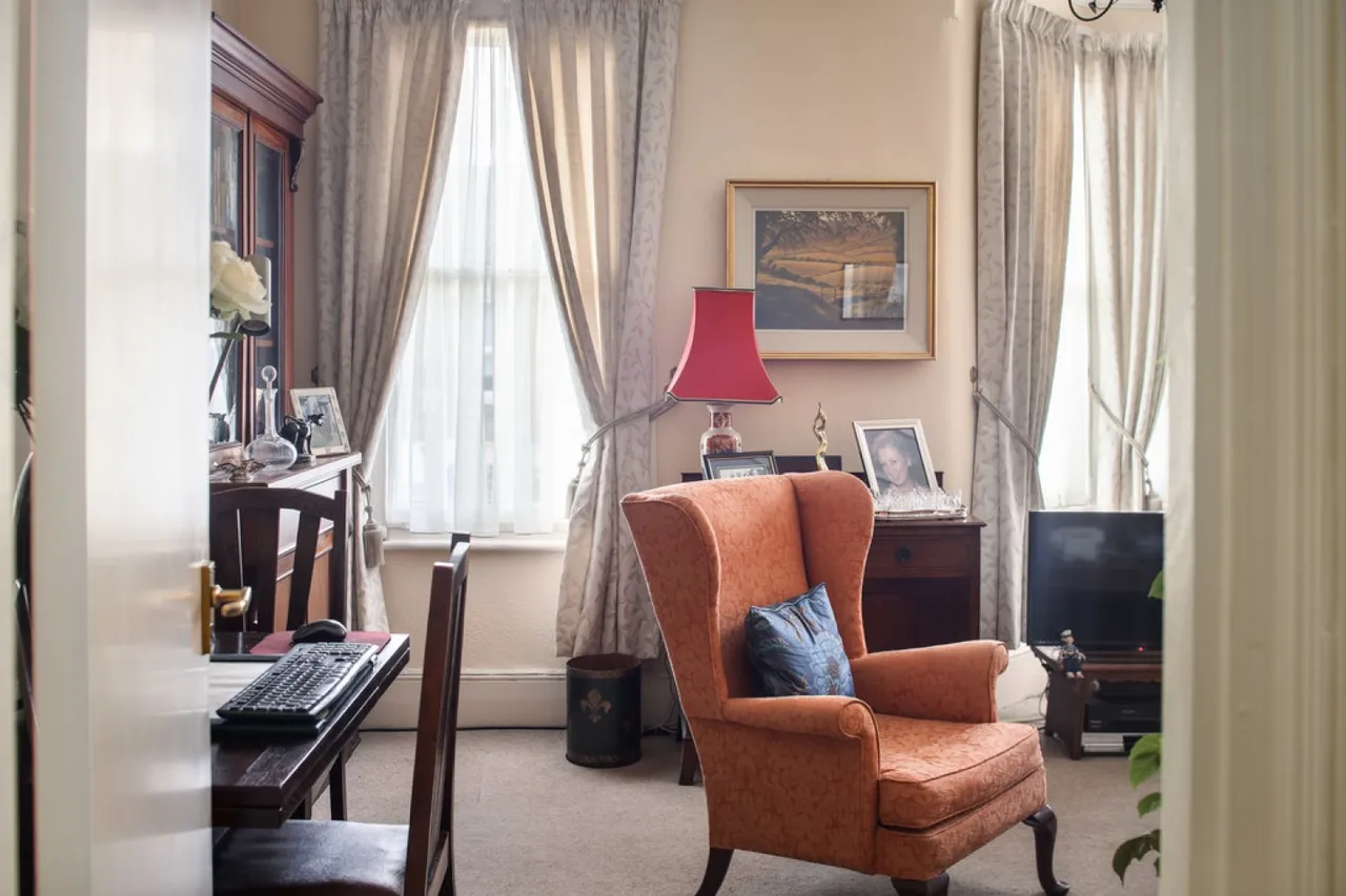 Twickenham Road, Leytonstone, london, photo 8