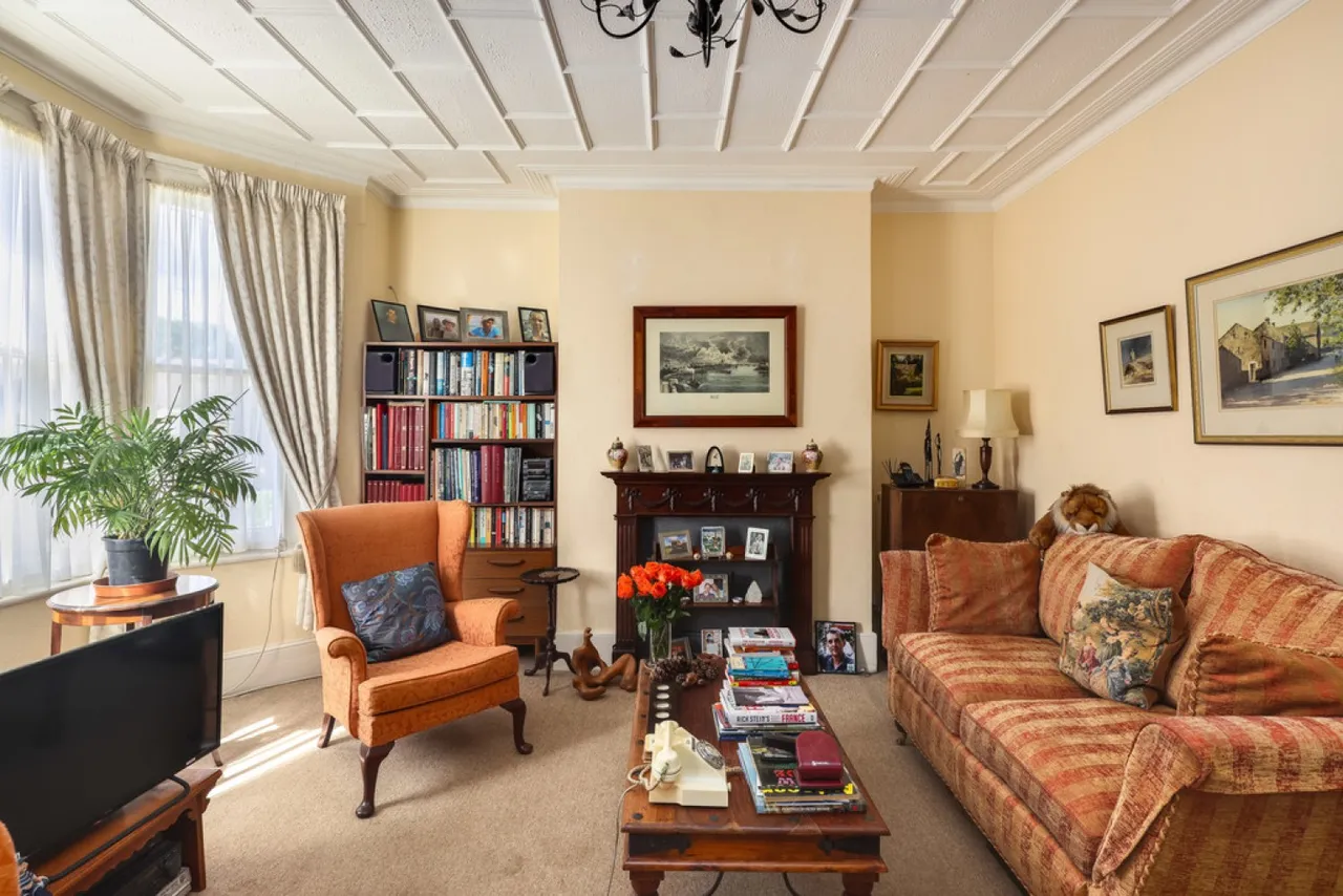 Twickenham Road, Leytonstone, london, photo 4
