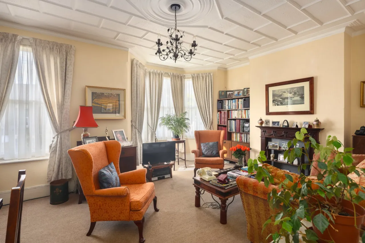 Twickenham Road, Leytonstone, london, photo 2