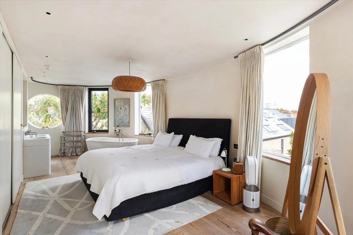 Blythe Road, London, W14, photo 13