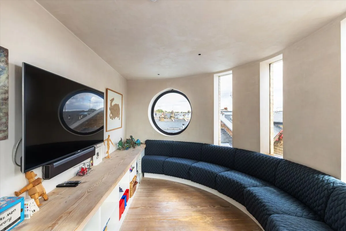 Blythe Road, London, W14, photo 22