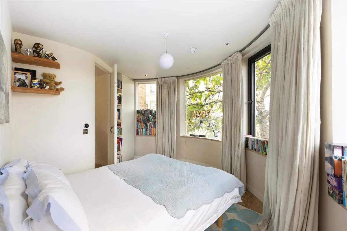 Blythe Road, London, W14, photo 19