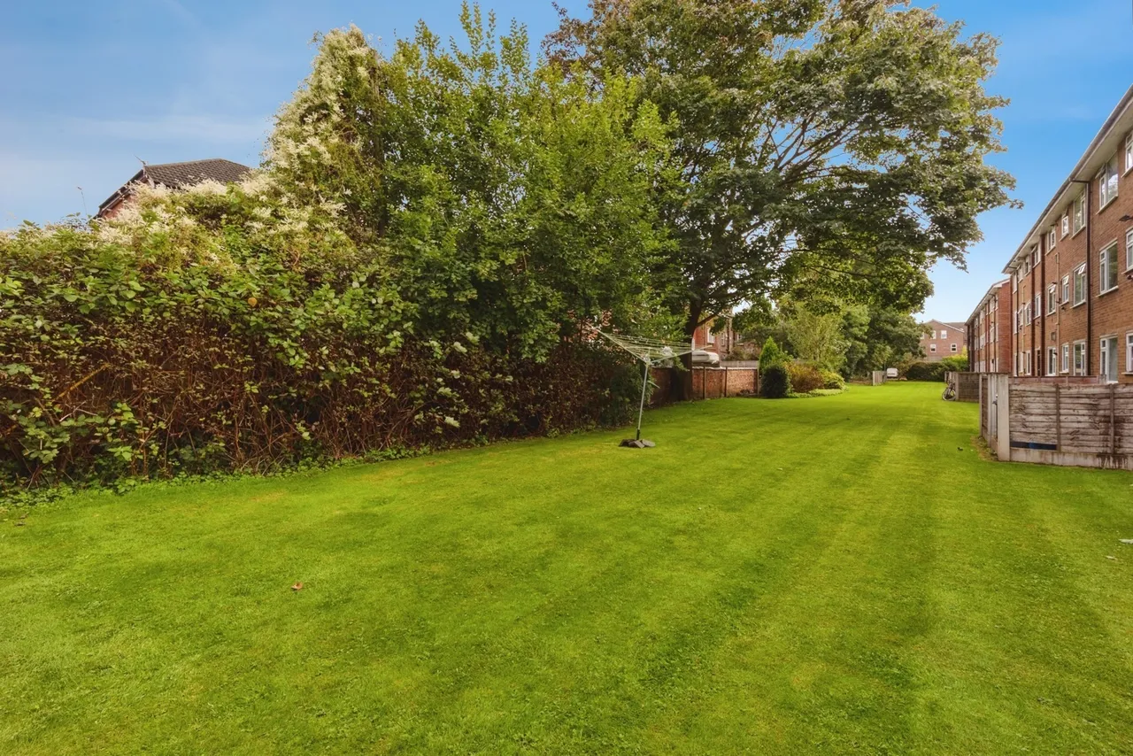 Barlow Moor Court, Didsbury, Manchester, Greater Manchester, M20, photo 10