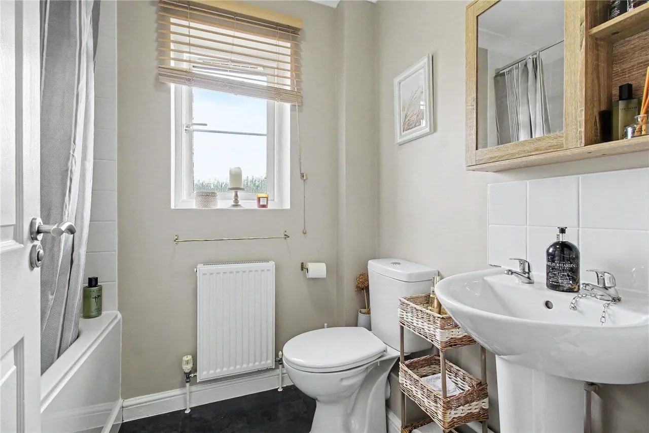 Pine Tree Close, Holton, IP19, photo 19