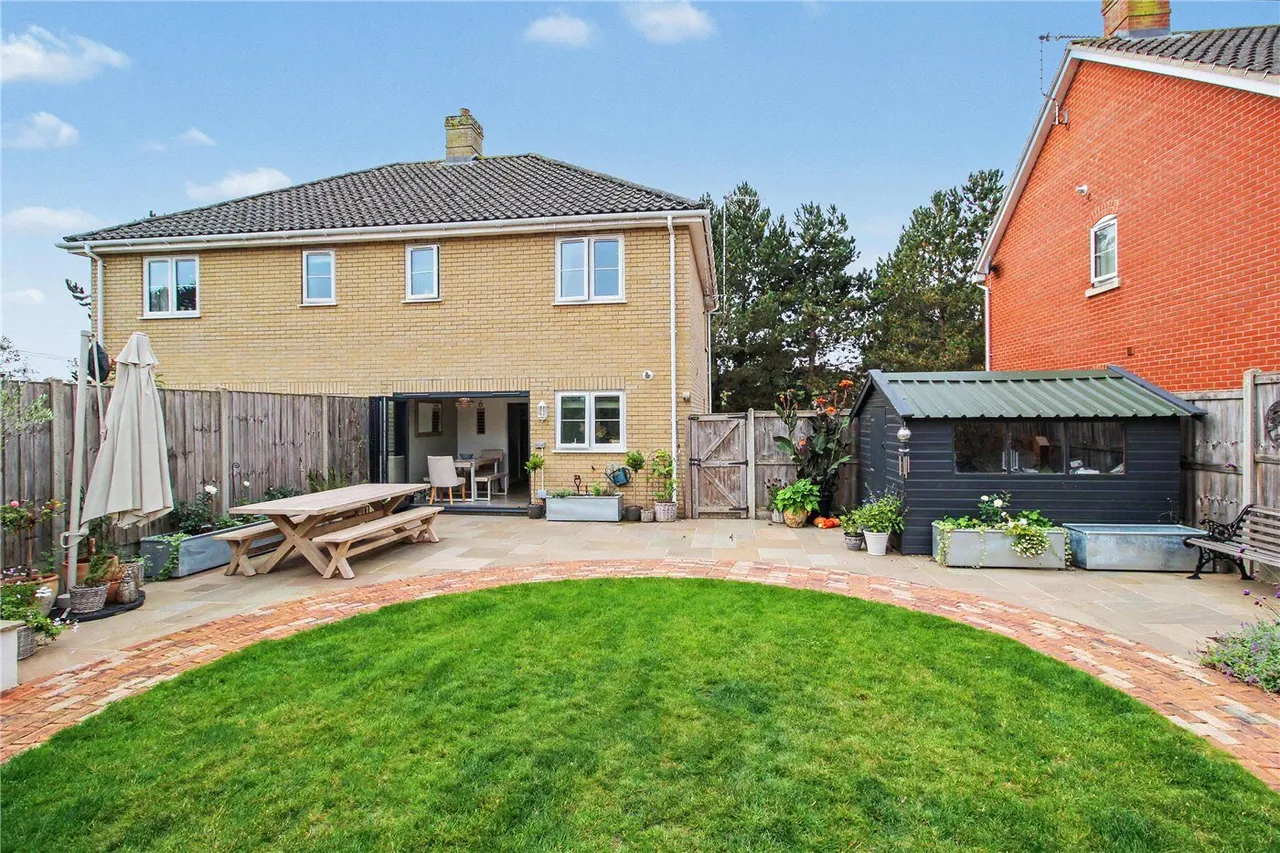 Pine Tree Close, Holton, IP19, photo 20