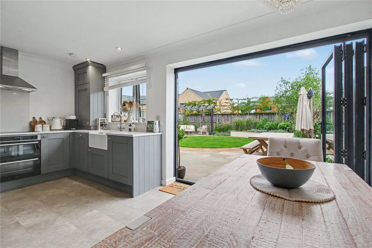Pine Tree Close, Holton, IP19, photo 9