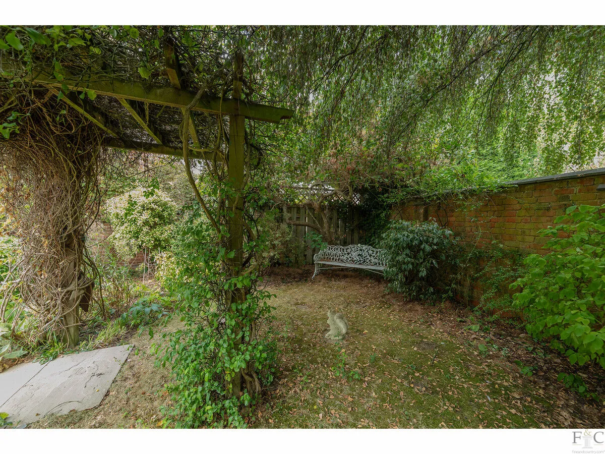 Main Street, Bruntingthorpe, LE17, photo 39