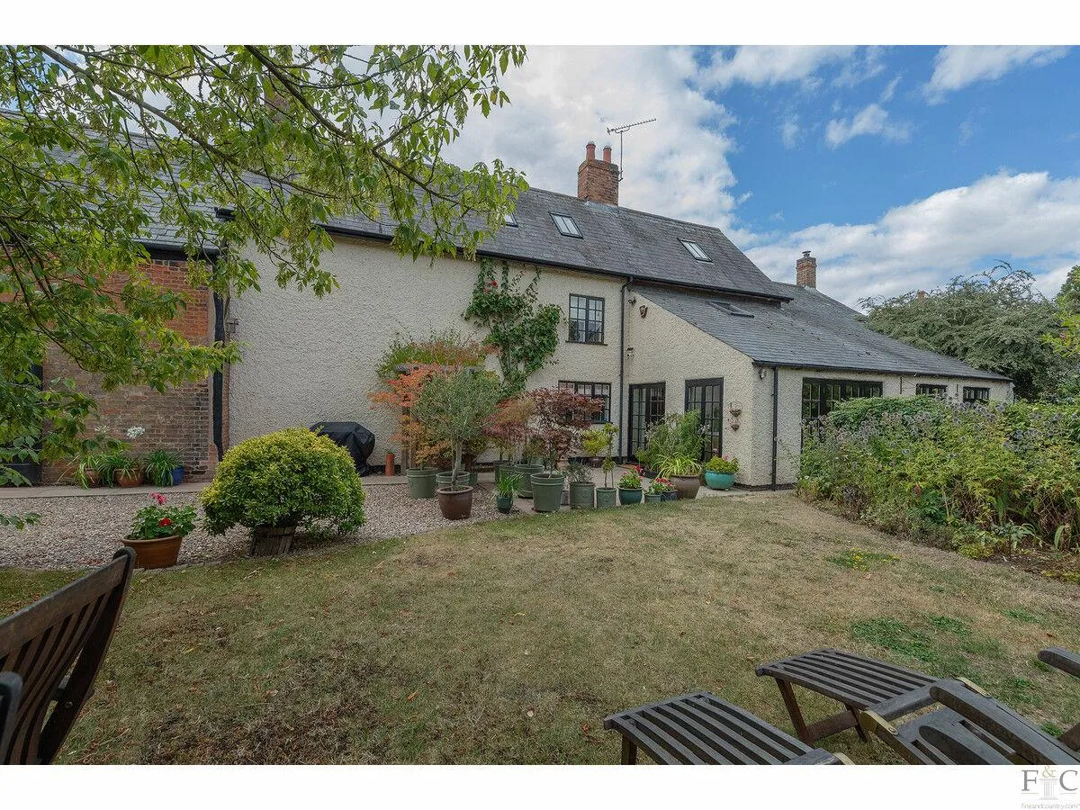Main Street, Bruntingthorpe, LE17, photo 37