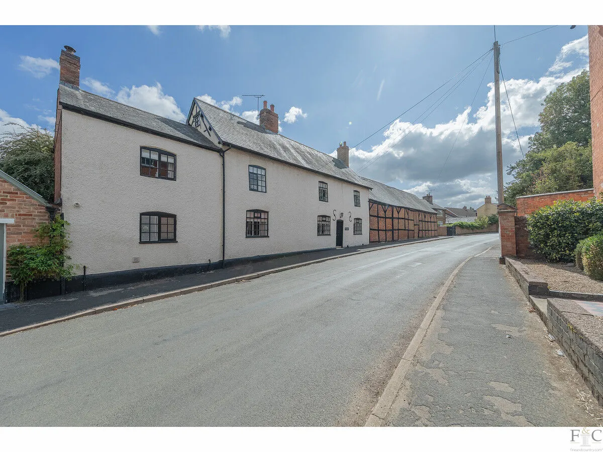 Main Street, Bruntingthorpe, LE17, photo 3