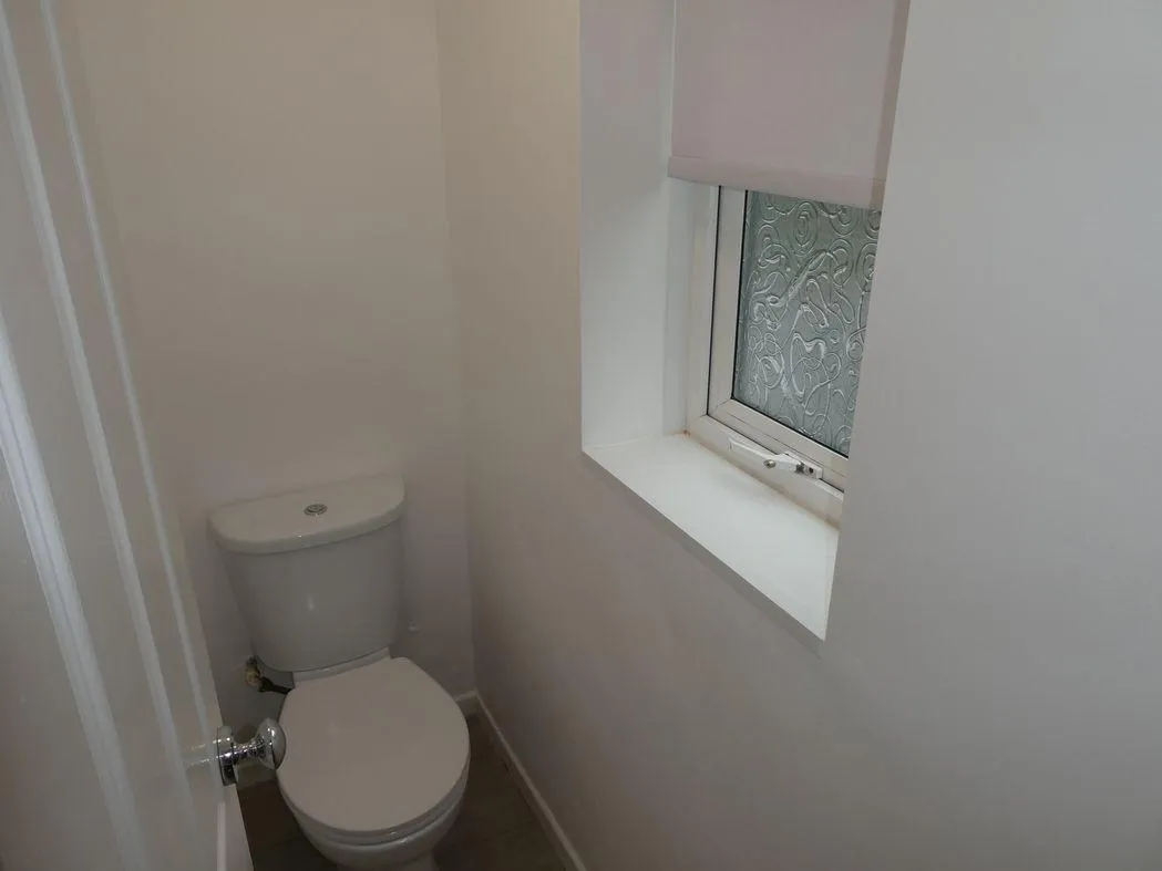 Huntingdon Road, Intake, DN2, photo 19