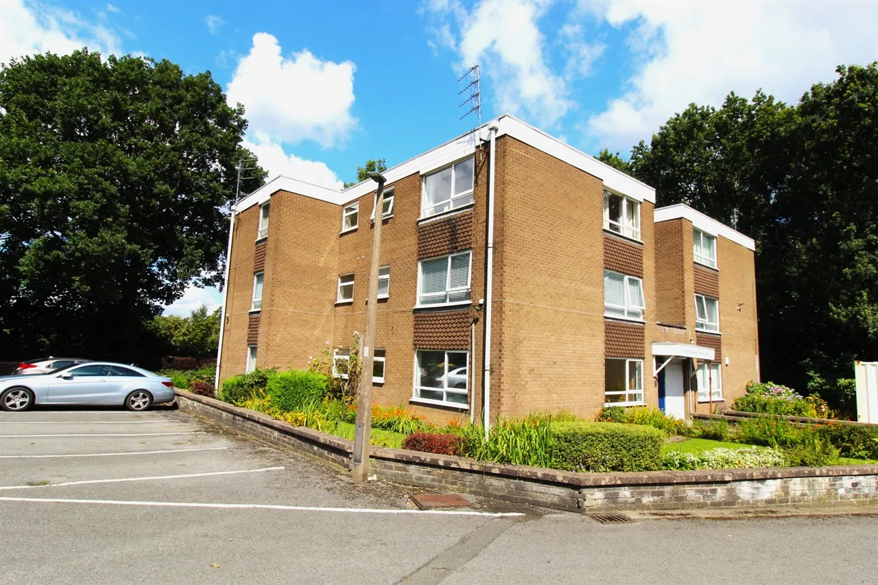 1 bed flat to rent, Leegate Road, Heaton Moor