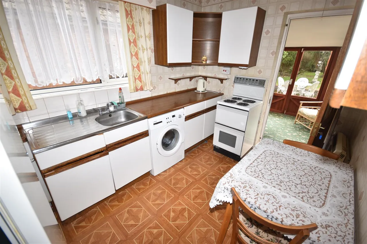 St. Hughs Drive, North Hykeham, Lincoln, photo 6