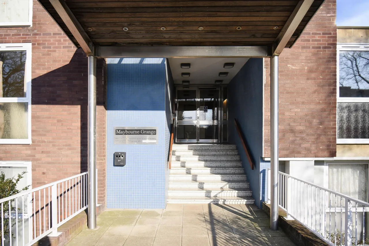 Maybourne Grange, Turnpike Link, Croydon, CR0, photo 9