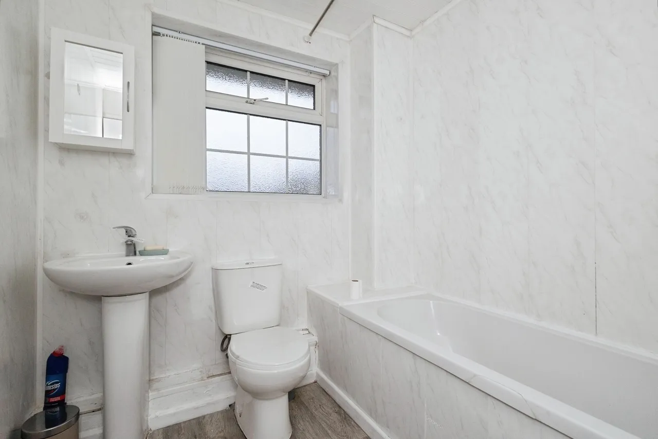Bramhall Lane, Stockport, Greater Manchester, SK3, photo 12