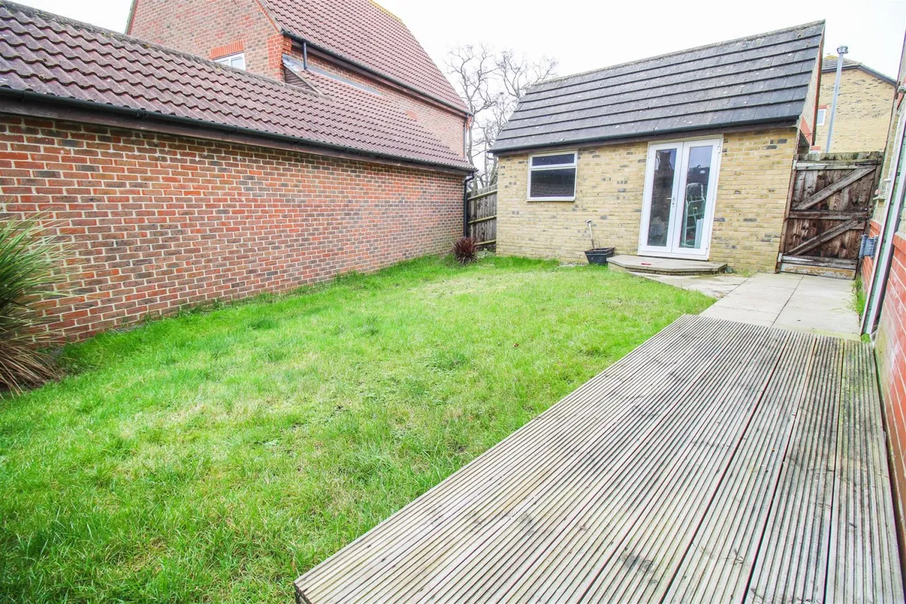 Coalport Close, Church Langley, CM17, photo 4
