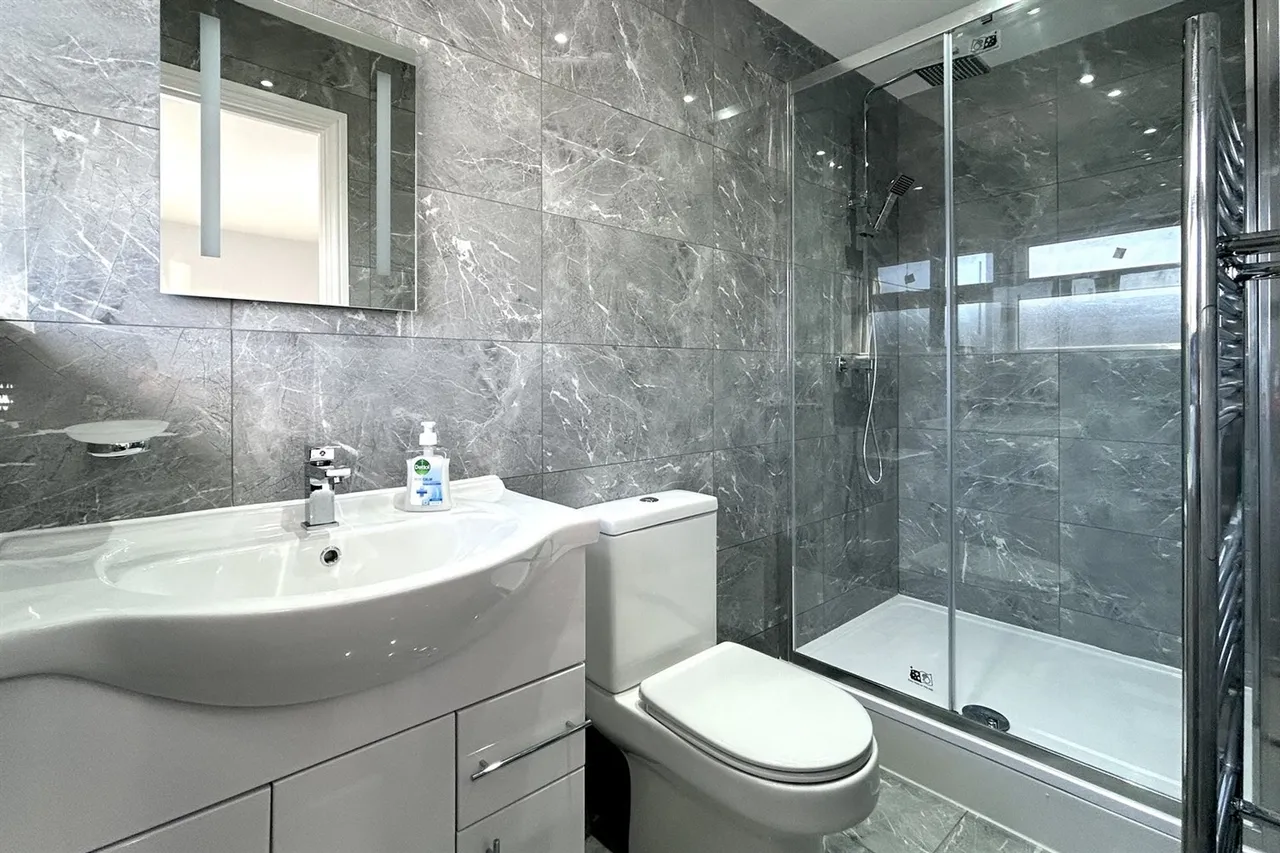 Bruntwood Lane, Cheadle, photo 10